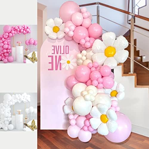 Земете Бели Балони За Да Направите Розова Бела Балонска Венец